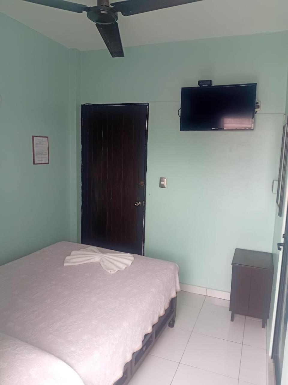 Hotel Acuario Catemaco Exterior photo